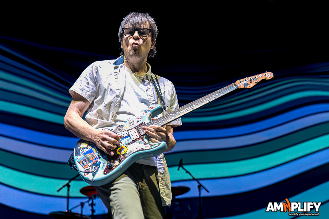 WEEZER
