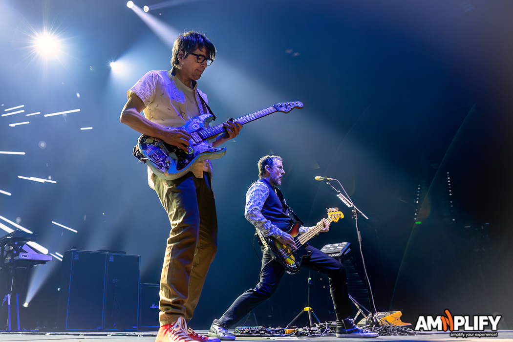 WEEZER