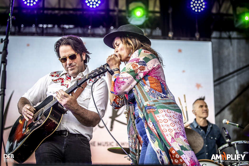 The Waifs