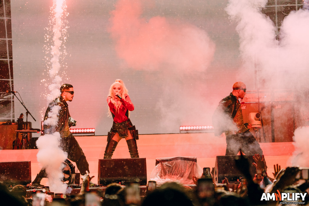 CHRISTINA AGUILERA