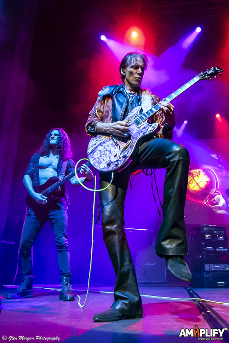 STEVE VAI