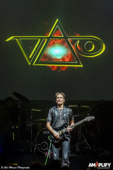 STEVE VAI
