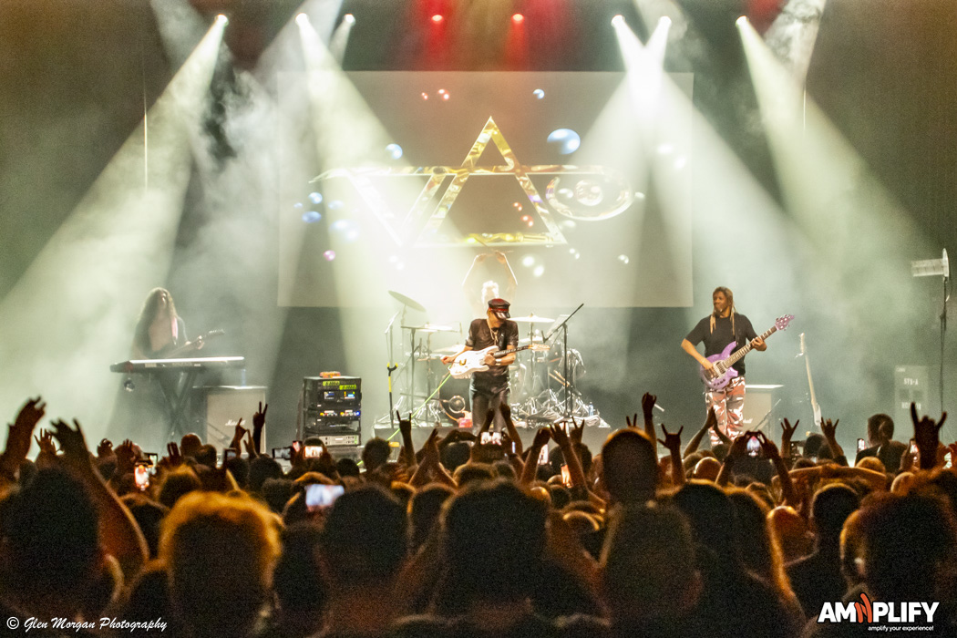 STEVE VAI
