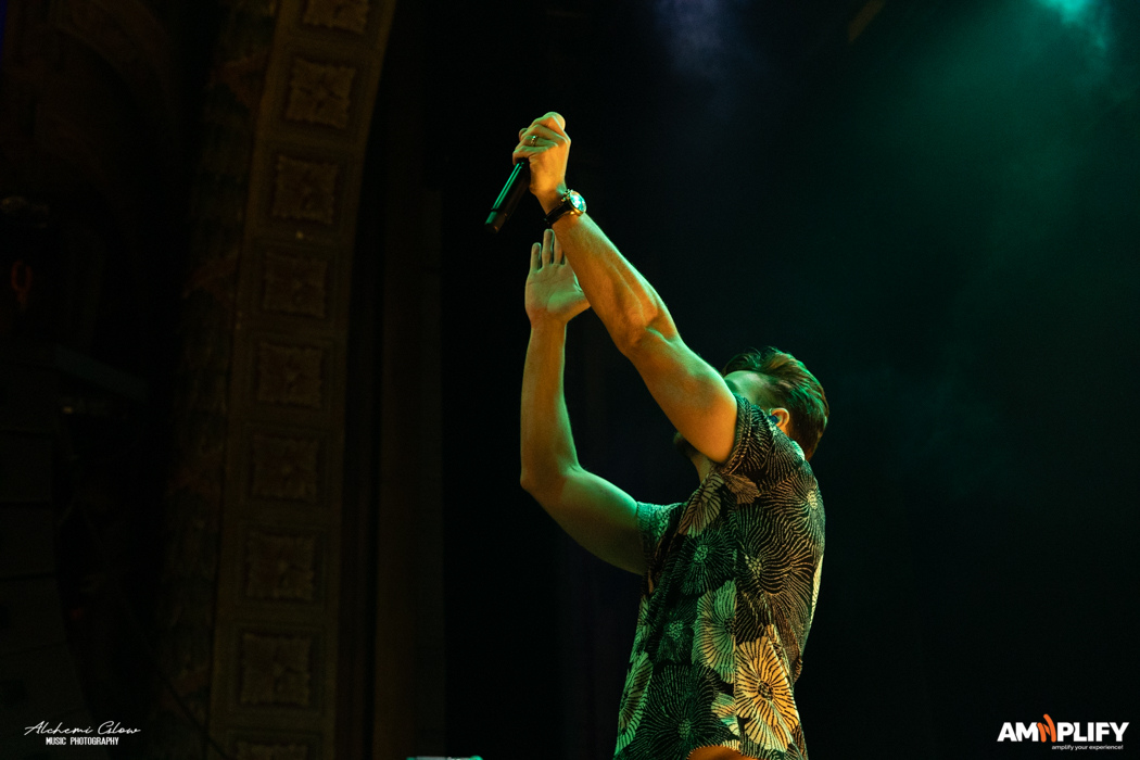DANCE GAVIN DANCE