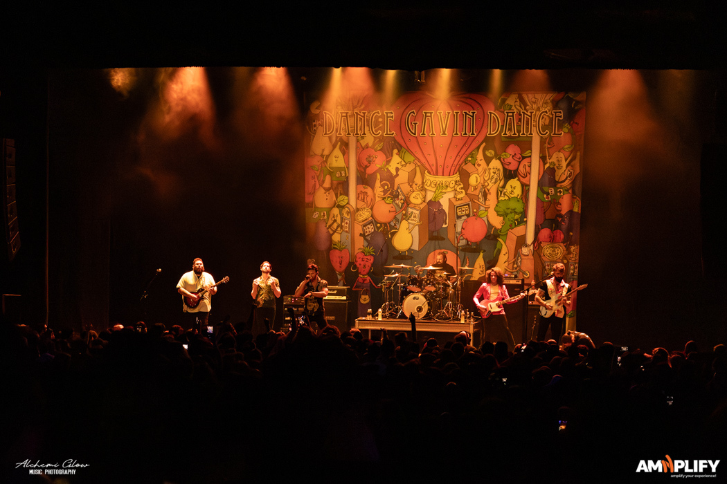 DANCE GAVIN DANCE