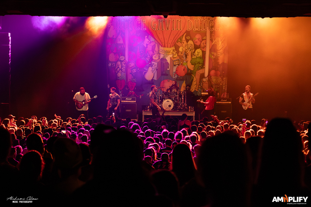 DANCE GAVIN DANCE