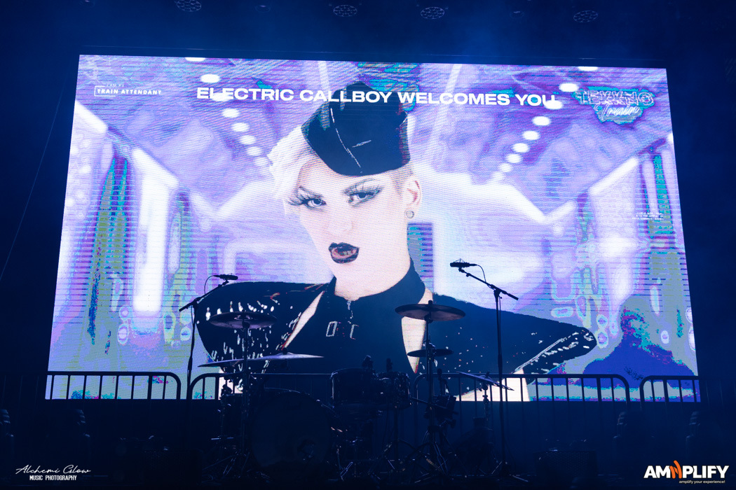 ELECTRIC CALLBOY