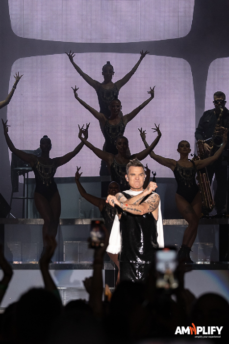 ROBBIE WILLIAMS