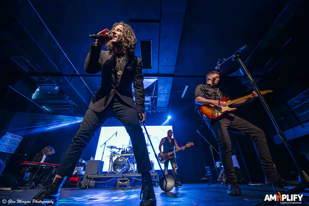 DON'T CHANGE ULTIMATE INXS