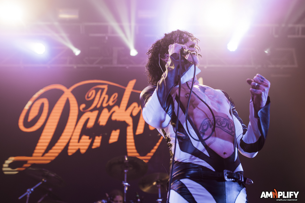 THE DARKNESS