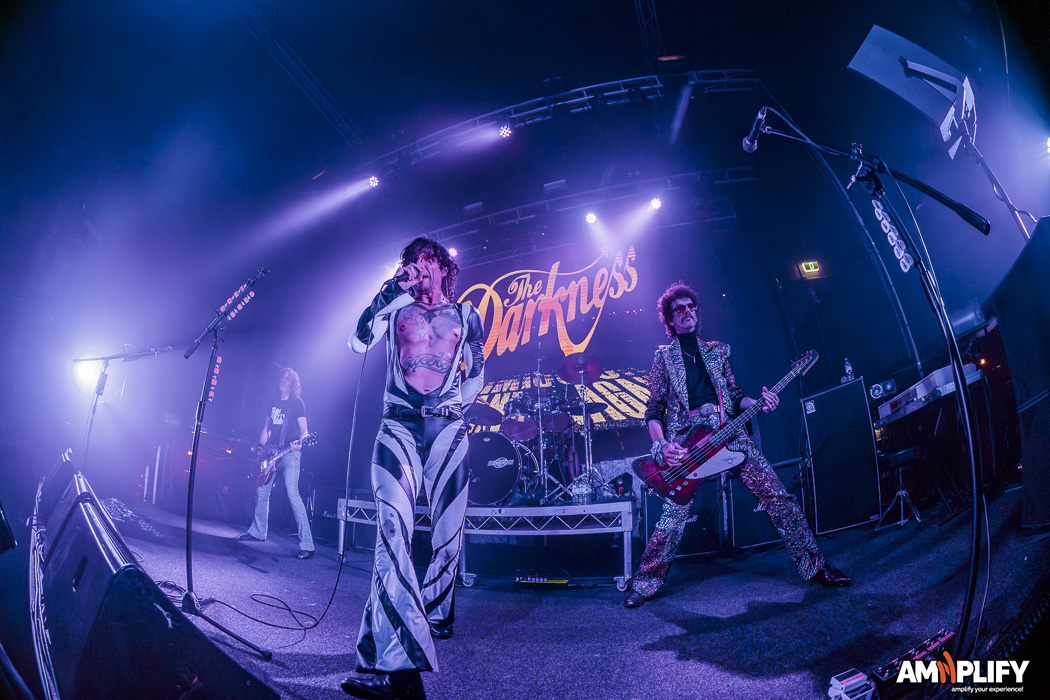 THE DARKNESS