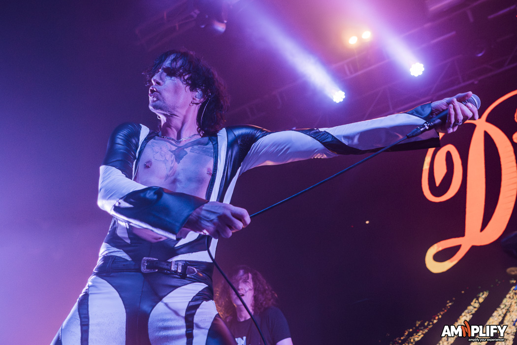 THE DARKNESS