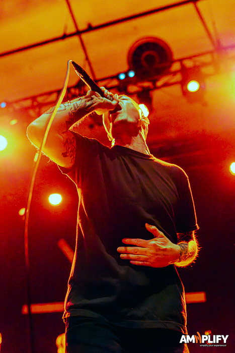TOUCHE AMORE