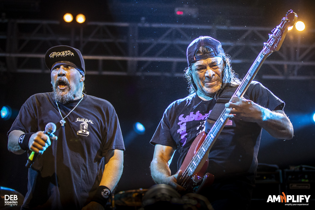 Infectious Grooves